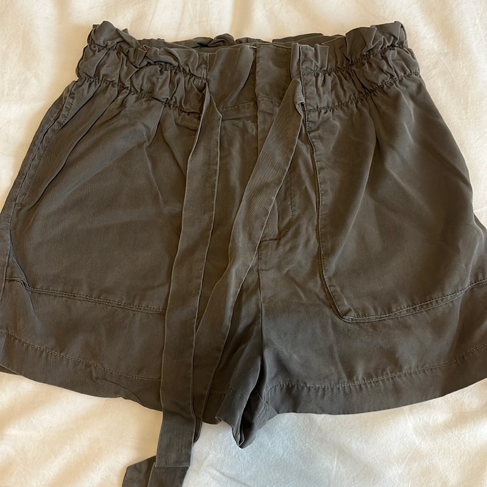 Paper bag Shorts